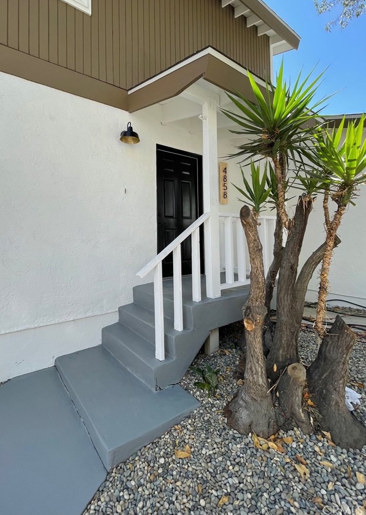 4858 Seldner Ave, Los Angeles CA  90032-4128 exterior