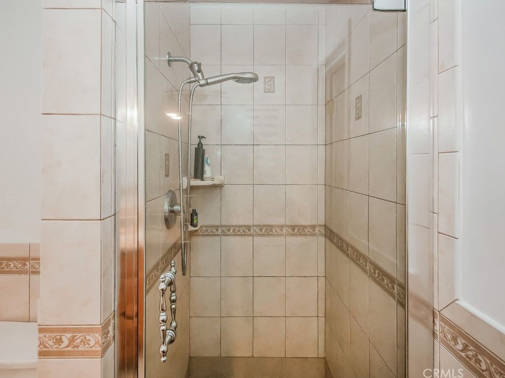 1559 Bruning Ave, Glendora CA  91740-5730 exterior