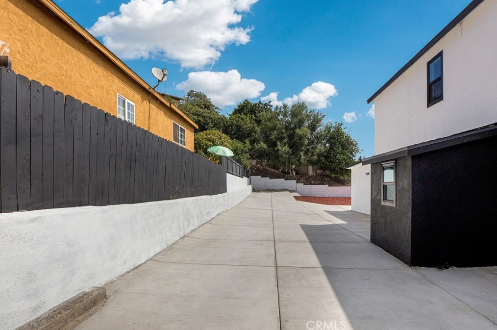 5027 Chester St, Los Angeles CA  90032-2834 exterior