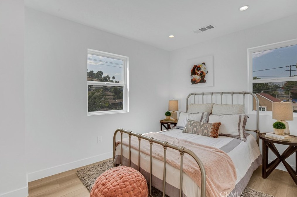 5027 Chester St, Los Angeles CA  90032-2834 exterior