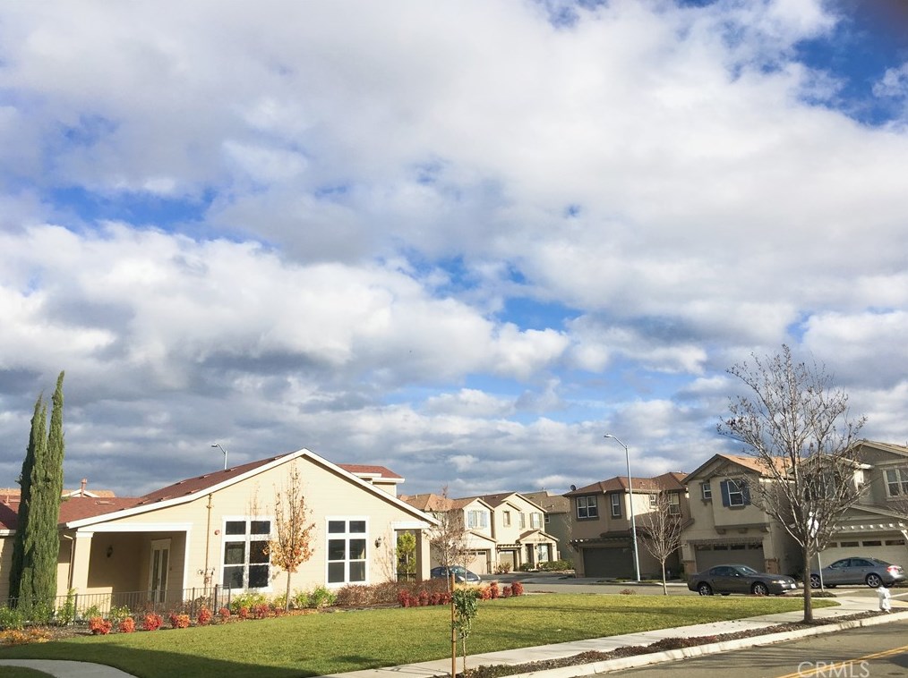 815 Tubman Dr, Oakland CA  94603-3060 exterior