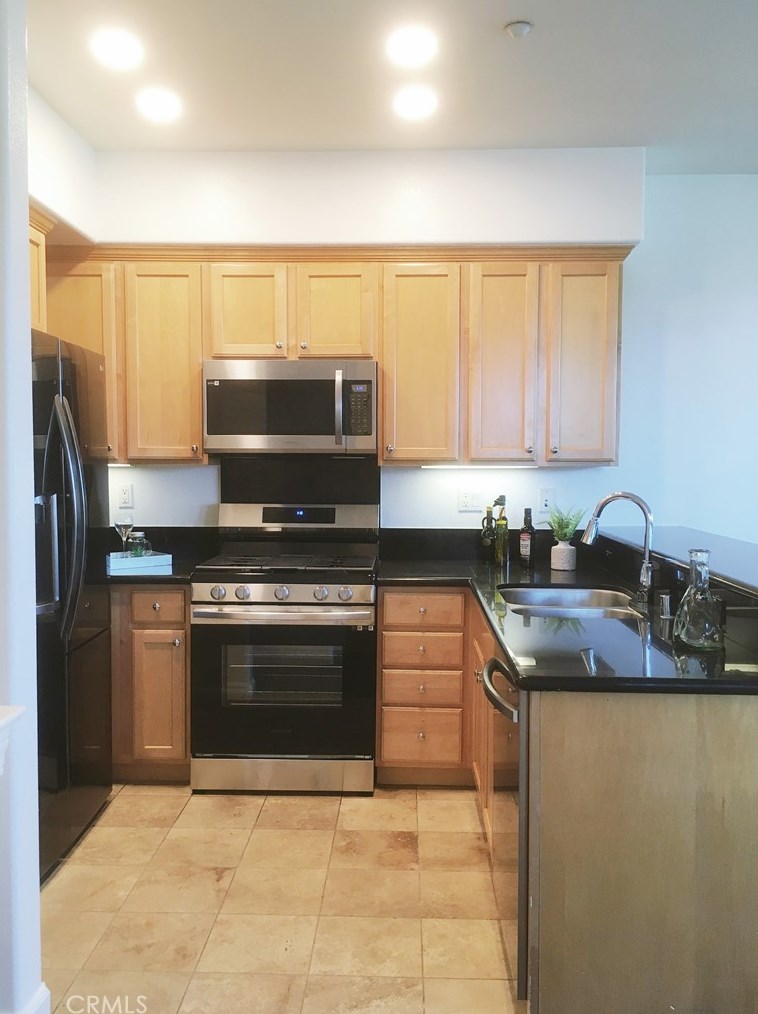 815 Tubman Dr, Oakland CA  94603-3060 exterior