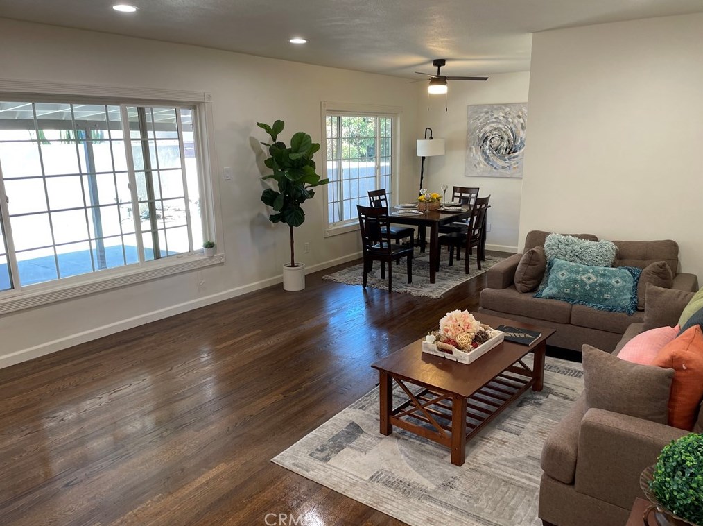 16213 Jersey Ave, Norwalk CA  90650-7030 exterior