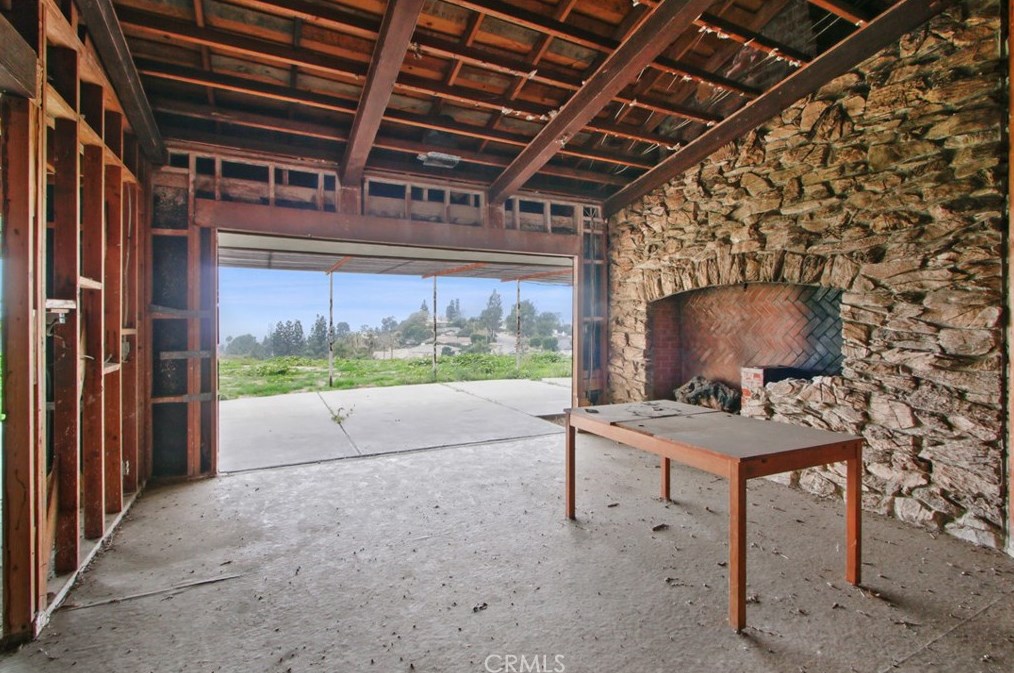15980 Carmenia Dr, Whittier CA  90603-1212 exterior
