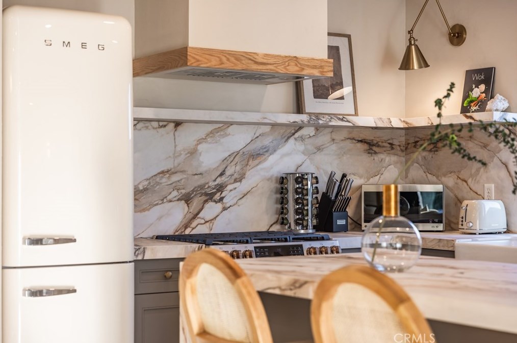 2021 Calle Candela, Fullerton CA  92833-1540 exterior