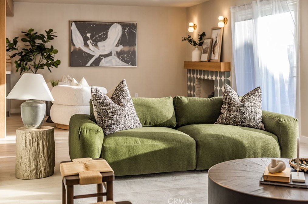 2021 Calle Candela, Fullerton CA  92833-1540 exterior