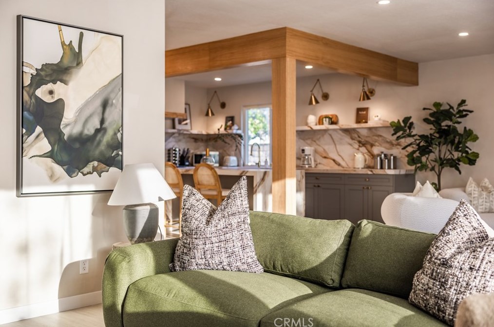 2021 Calle Candela, Fullerton CA  92833-1540 exterior