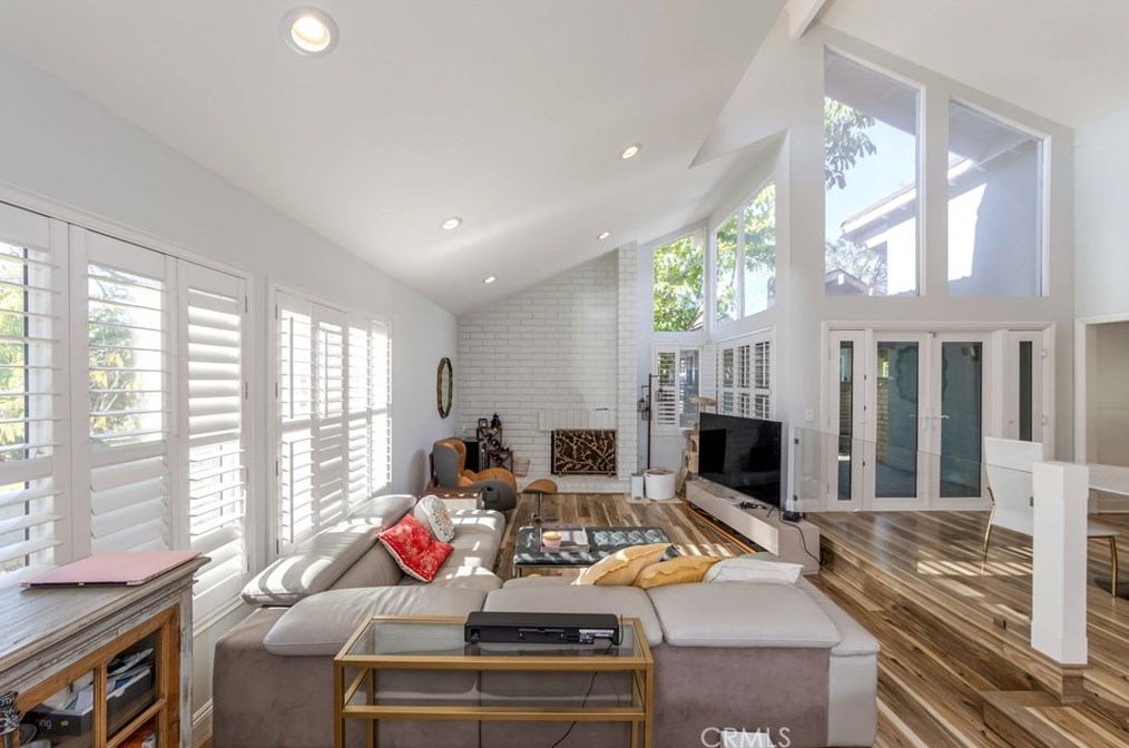 1727 Mountain View Pl, Fullerton CA  92831-1227 exterior