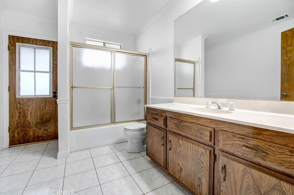 15830 Rancho Viejo Dr, Riverside CA  92506-5822 exterior