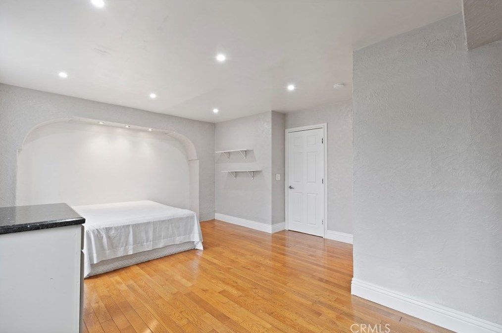 716 Galatea St, Glendora CA 91740-4954 exterior