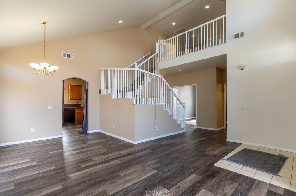 8953 Glenwood Ave, Hesperia CA  92344-8275 exterior