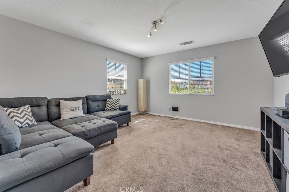 53232 Bonica St, Lake Elsinore CA  92532-1628 exterior