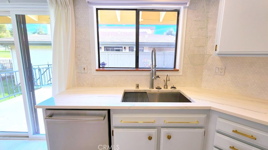 2327 Curtis Ct, Glendora CA  91741-4003 exterior