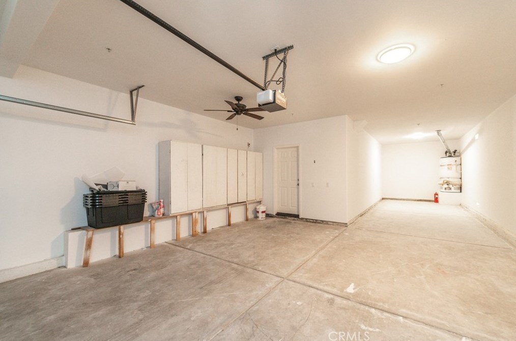 15657 Fontlee Ln, Fontana CA  92335-5480 exterior