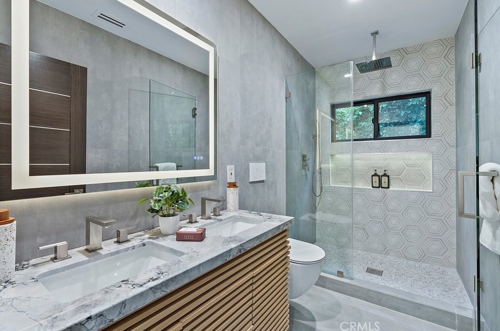 411 26th St, Santa Monica CA  90402-3105 exterior