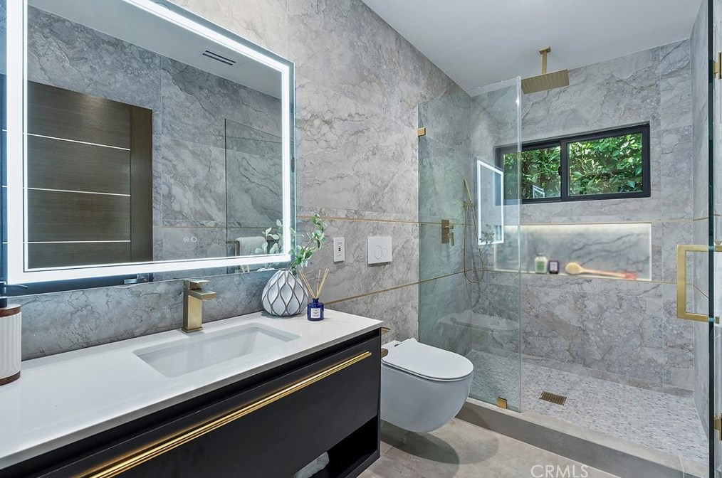 411 26th St, Santa Monica CA  90402-3105 exterior