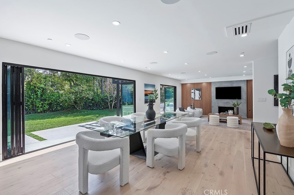 411 26th St, Santa Monica CA  90402-3105 exterior