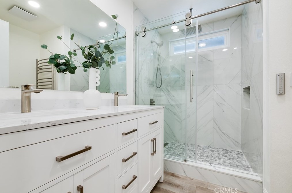 17 Whitney, Irvine CA  92620-3386 exterior