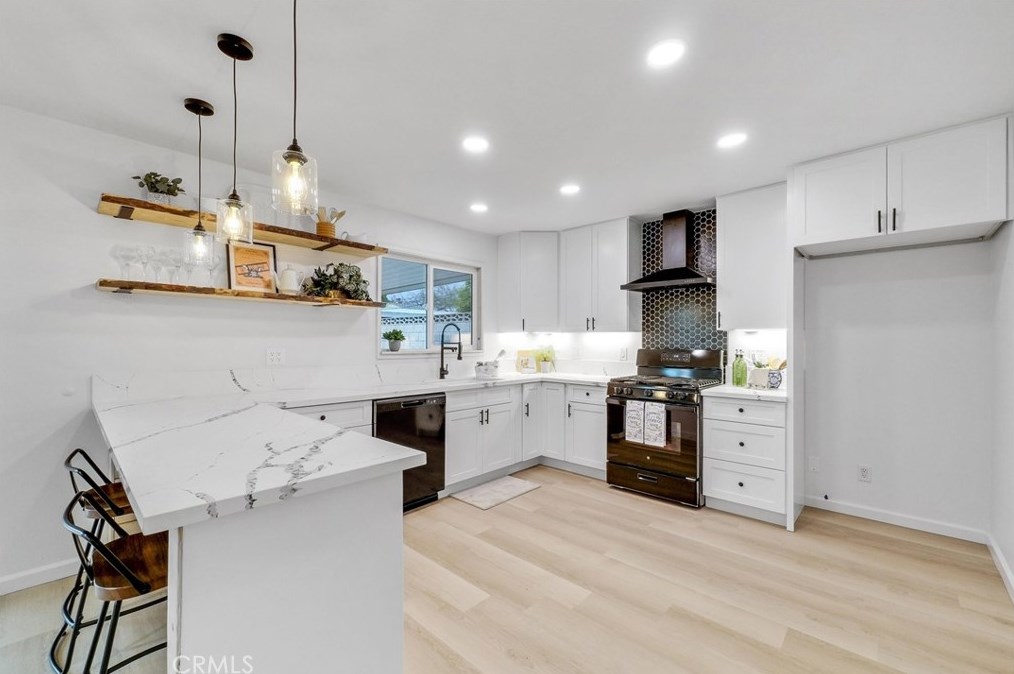 1985 Mountain Ave, Pomona CA  91767-3435 exterior