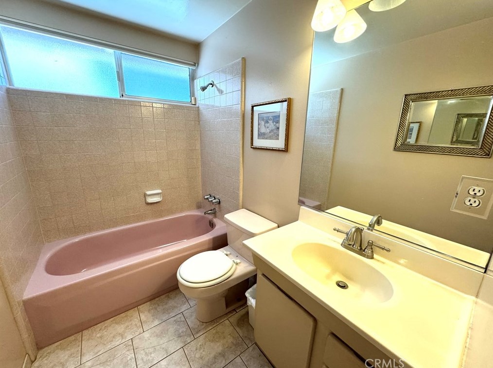 2347 Coronet Ave, Anaheim CA  92801-1534 exterior