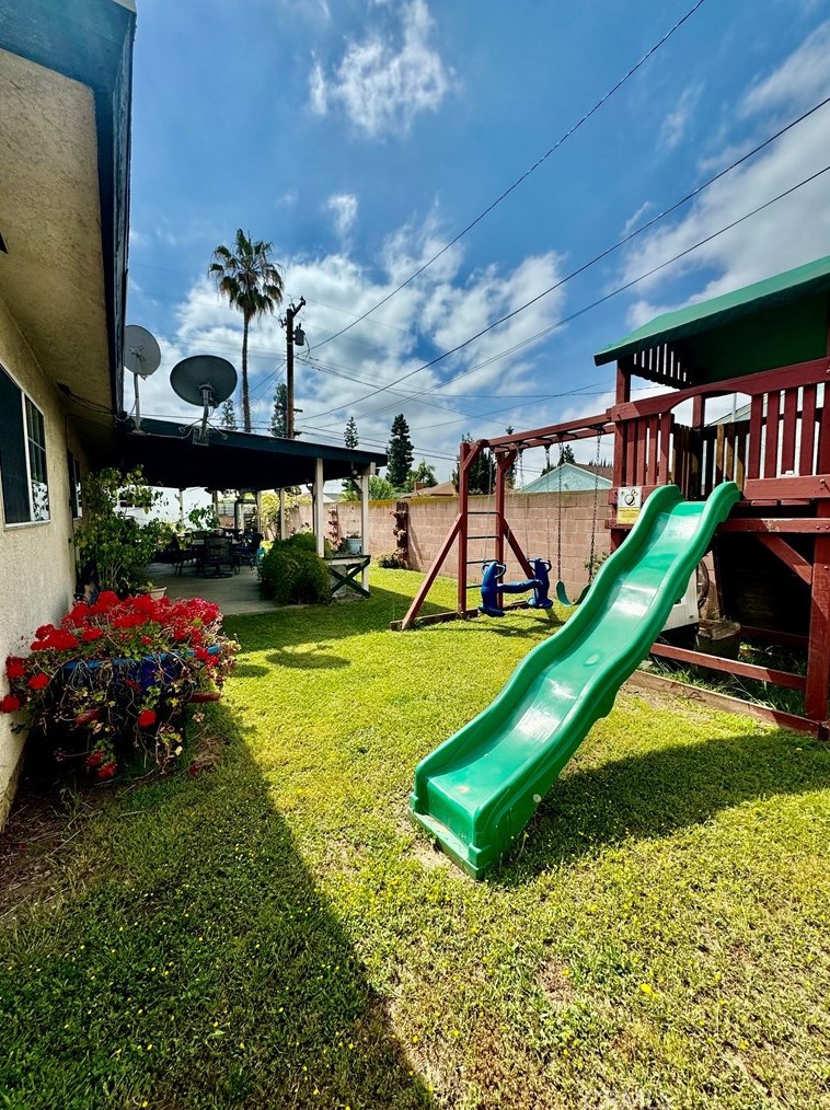 11134 Reichling Ln, Whittier CA 90606-1653 exterior