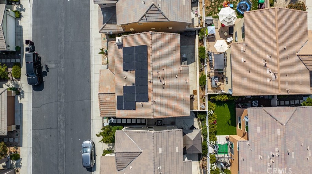 1408 Silverberry Ln, Beaumont CA  92223-1437 exterior