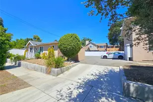 481 Lincoln Ave, Pasadena, CA 91103 - Photo 17