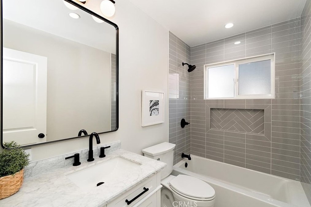 625 Sherrill St, Anaheim CA  92804-3217 exterior