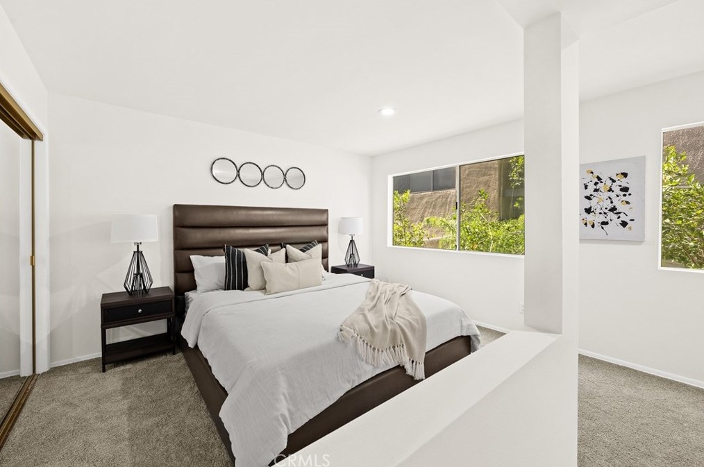 10929 Missouri Ave, Los Angeles CA  90025-5525 exterior