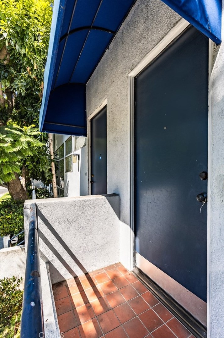 10929 Missouri Ave, Los Angeles CA  90025-5525 exterior