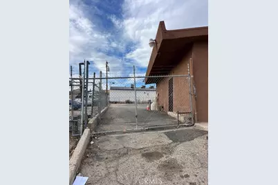 15283 6th Street, Victorville, CA 92395 - Photo 3