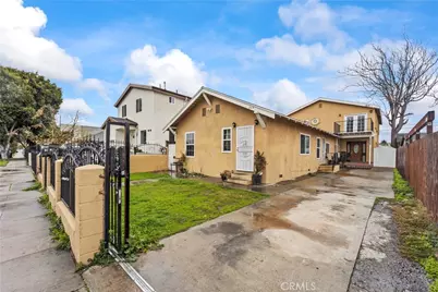 204 E 61st Street, Los Angeles, CA 90003 - Photo 1