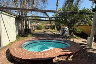 1532 N Ontario St, Burbank, CA 91505 - Photo 23