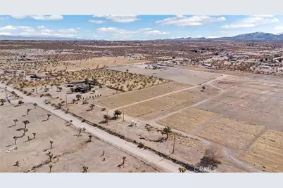 12702 Pine Tree Road, Pinon Hills, CA 92372 - Photo 21