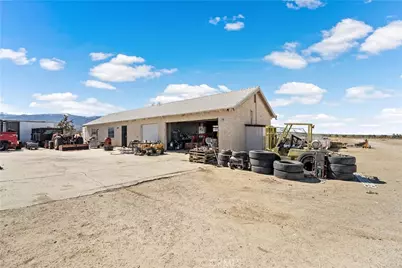 12702 Pine Tree Road, Pinon Hills, CA 92372 - Photo 41