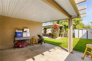 10517 50th St, Jurupa Valley, CA 91752 - Photo 25