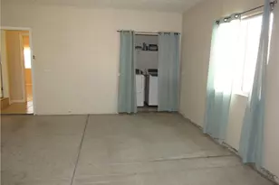 10517 50th St, Jurupa Valley, CA 91752 - Photo 27