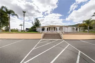 32600 Ca-74, Hemet, CA 92545 - Photo 29