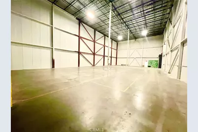 223 W B Street, Colton, CA 92324 - Photo 3