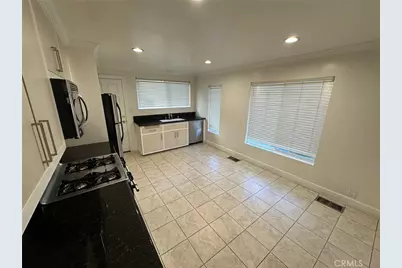 3907 Fredonia Drive, Los Angeles, CA 90068 - Photo 9