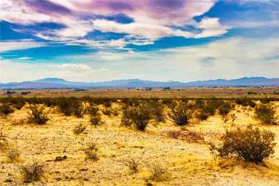 777 Valley Wells Road, Hinkley, CA 92347 - Photo 9