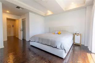 10795 Wilshire Blvd, Los Angeles, CA 90024 - Photo 13