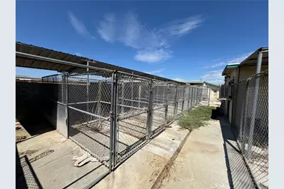 758 S Acacia Avenue, Rialto, CA 92376 - Photo 33