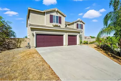 21 Via Palmieki Court, Lake Elsinore, CA 92532 - Photo 3