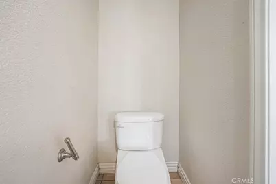 12771 Elm Street, Oak Hills, CA 92344 - Photo 21