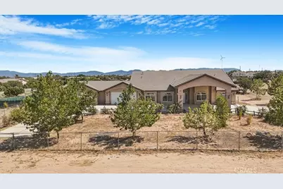 12771 Elm Street, Oak Hills, CA 92344 - Photo 3