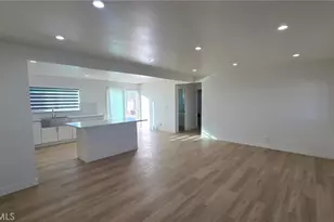 215 Hilton Ave, Landers, CA 92284 - Photo 7