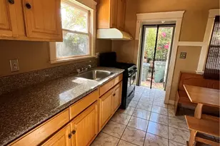 1034 Locust St, Pasadena, CA 91106 - Photo 9