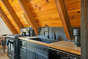 31354 Overhill Dr, Running Springs, CA 92382 - Photo 11