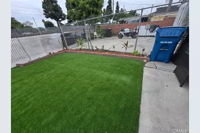 13618 S Willowbrook Avenue, Compton, CA 90222 - Photo 5